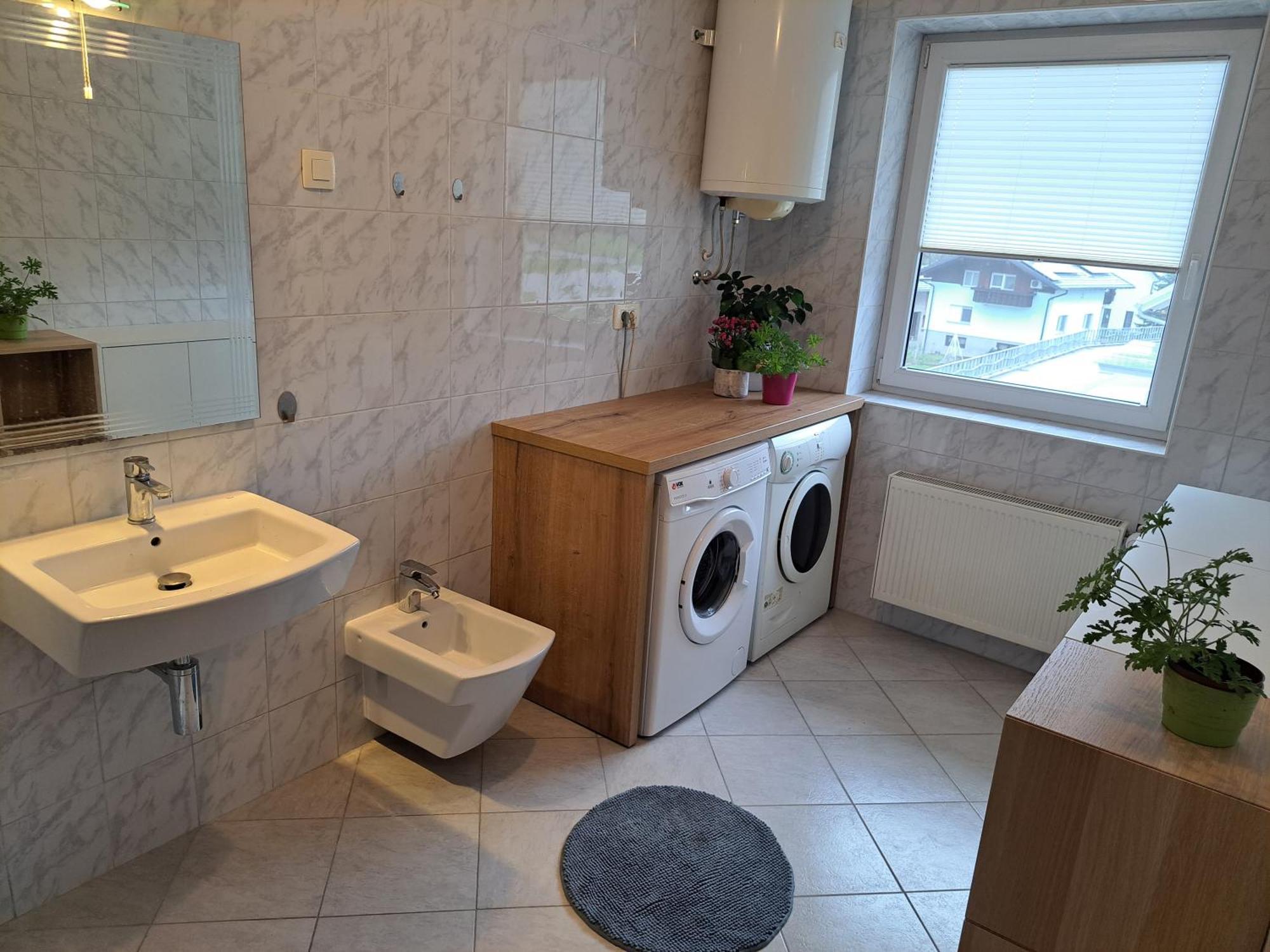 Apartments Bukor With Seasonal Pool Lukovica pri Domzalah Exterior foto